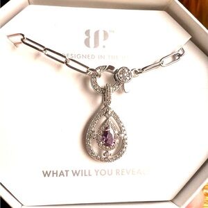 Bomb Party Necklace — A Versatile Goddess